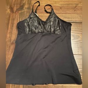 Ruby Ribbon Black Second Skin Lace Cami sz 40